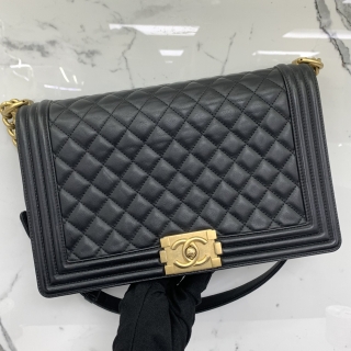 CHANEL BAG BOY LAMBSKIN GHW NO.25 W CARD MEDIUM NO.28CM 25918975