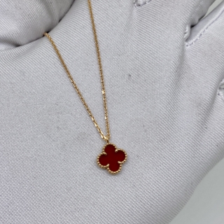 VAN CLEEF & ARPELS FINE JEWELRY NECKLACE SWEET ALHAMBRA CARNELIAN RG750 W/CERT 2023 JF311135