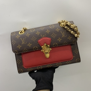LOUIS VUITTON BAG MONOGRAM M41731 VICTOIRE CHAIN SHOULDER RED AH3169