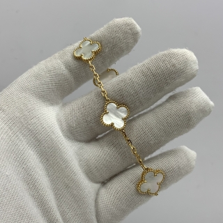 VAN CLEEF & ARPELS FINE JEWELRY BRACELET VINTAGE ALHAMBRA 5 MOTIFS MOP YG750 (FULL SET YEAR 2023) VCARA41800, 11.76G JF358454