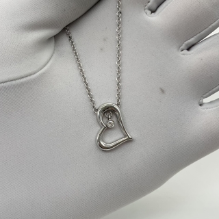 PIAGET FINE JEWELRY NECKLACE HEART 8.47G NO CERT