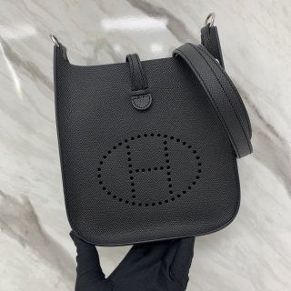 HERMES BAG EVELYNE TPM MINI EPSOM NORI SHW K STAMP