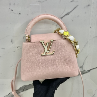 LOUIS VUITTON BAG CAPUCINES MINI, RFID