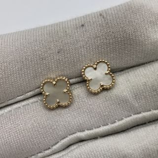 VAN CLEEF & ARPELS FINE JEWELRY EARRINGS 3.1G YG750 FULLSET  ALHAMBRA MOTHER OF PEARL MOP JF520874