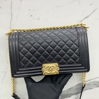 CHANEL BAG BOY CAVIAR SKIN 25CM NO.26 NO CARD 26226683