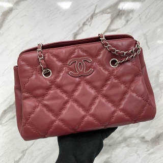 CHANEL BAG ULTRA STITCH HAMPTON CHAIN SHOULDER TOTE RED SHW NO CARD NO.17 17764081