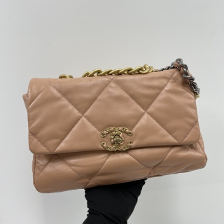 CHANEL BAG CHANEL19 LAMBSKIN LARGE BABY PINK MICROCHIPPED BEIGE