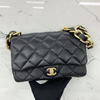 CHANEL BAG LAMBSKIN CHUNKY CHAIN FLAP MICROCHIP PJ14H52H