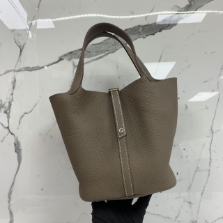 HERMES BAG PICOTIN 22 PHW Z STAMP TAURILLON CLEMENCE ETOUPE Z AM 011 UN