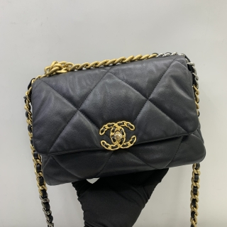 CHANEL BAG 19 FLAP SMALL AS1160 NO.30 WC 30088597