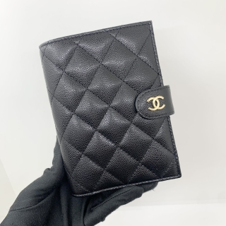 CHANEL SLG CAVIAR SKIN PASSPORT HOLDER BIFOLD COMPACT WALLET RFID TK695HH7