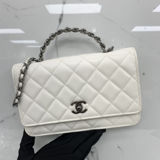 CHANEL BAG MATELASSE RHINESTONES TOP HANDLE WALLET ON CHAIN 2WAY WHITE SHW MICROCHIPPED LU06C63J
