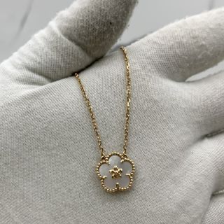 VAN CLEEF & ARPELS FINE JEWELRY NECKLACE LUCKY SPRING PENDANT PLUM BLOSSOM MOP RG750 W/CERT 2023 JF623910