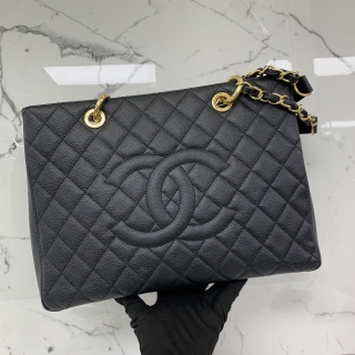 CHANEL BAG GST GHW NO18