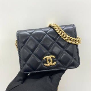 CHANEL SLG MINI CC QUILTED LAMBSKIN BIJOUX WALLET ON CHAIN IN BLACK MICROCHIP