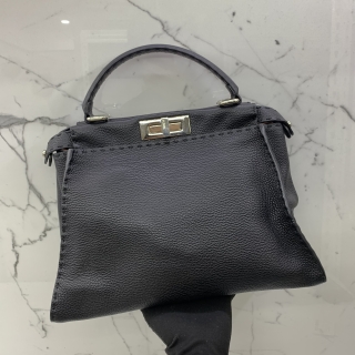FENDI BAG PEEKABOO SELLERIA 8BN226 BLACK (NO STRAP)