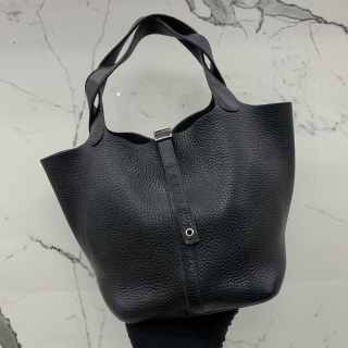 HERMES BAG PICOTIN PICOTIN LOCK 22 MM BLACK SHW SQUARE R