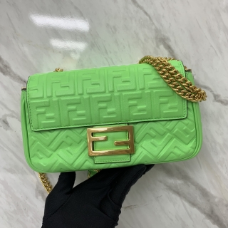 FENDI BAG BAGUETTE 8BR793 EMBOSSED CHAIN SHOULDER