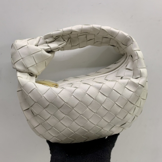 BOTTEGA VENETA BAG MINI JODIE WHITE