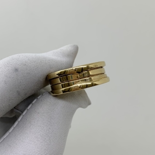 BVLGARI FINE JEWELRY RING B ZERO ONE RING #59 AU750 11.04G WITH CERT ONLY AWP2R8