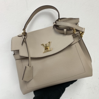 LOUIS VUITTON BAG TAURILLON LOCK ME EVER 2WAY RFID M56094
