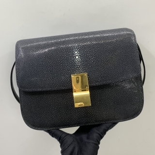 CELINE BAG BOX MEDIUM STINGRAY