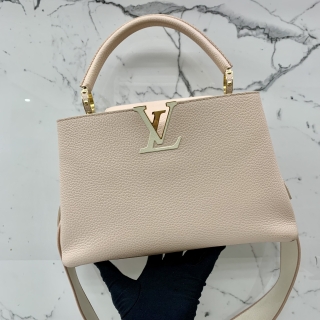 LOUIS VUITTON BAG M59597 CAPUCINE MM