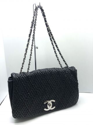 Chanel Leather Chain Bagã€€