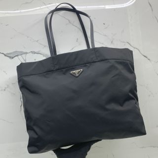 1BG107 RE-NYLON TOTE BLACK