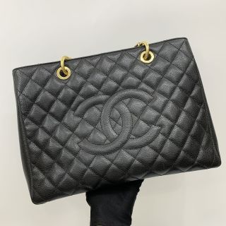 Chanel No.19 GST in Caviar Skin