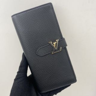 M81330 LV VERTICAL WALLET