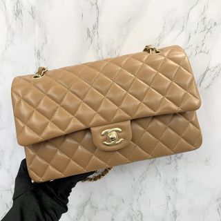 Medium Classic Double Flap in Lambskin