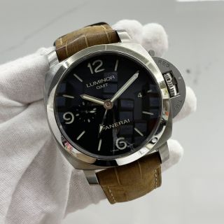 Panerai Luminor Watch