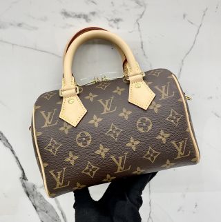 Louis Vuitton Speedy Bandouliere 20