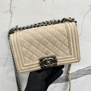 Chanel No.18 Classic Flap 20 in Caviar Skin