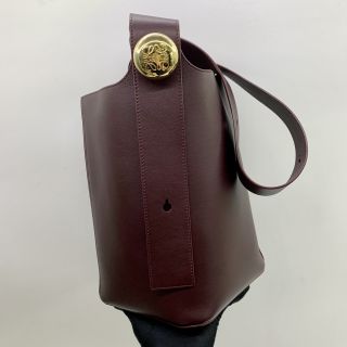 MEDIUM PEBBLE BUCKET DARK BURGUNDY