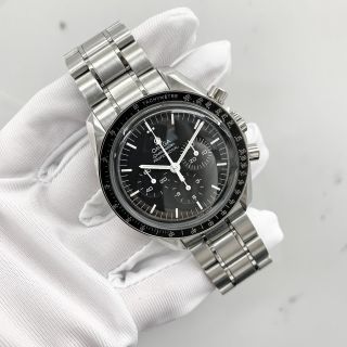 Omega Speedmaster Moonwatch