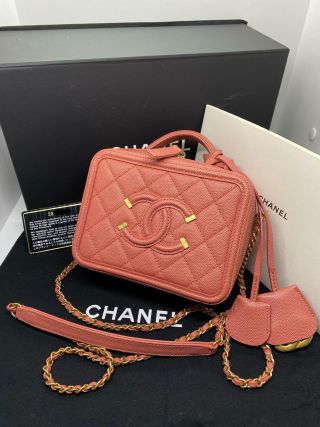 Chanel No.28 CC Filigree Vanity Bag, Pink Caviar Skin Leather