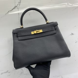 Hermes Kelly 28 Bag in Togo Leather, A Stamp