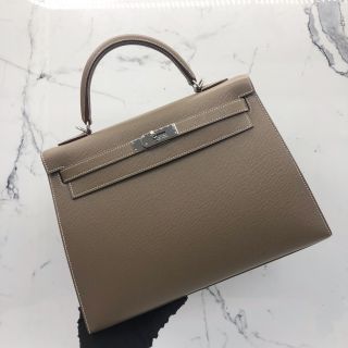 Hermes Bag Kelly 32 in Epsom Leather, Q Stamp