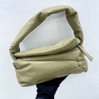 HOBO PUFFER BAG