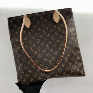 Louis Vuitton Carry It Tote in Monogram