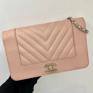 CAVIAR WALLET ON CHAIN PINK SHW NO.29 WC