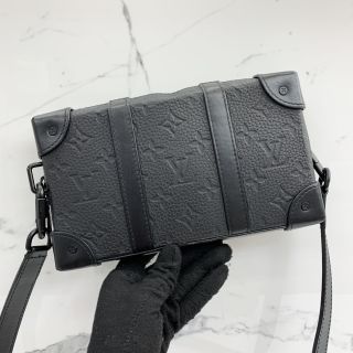 Louis Vuitton Soft Trunk Wallet in Taurillon Leather