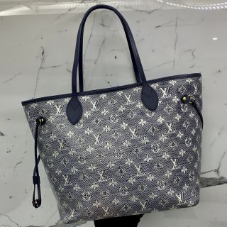 M22921 NEVERFULL MM MONOGLAM WITH POUCH RFID