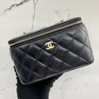 Chanel Bag Lambskin No.32 Small Vanity Case