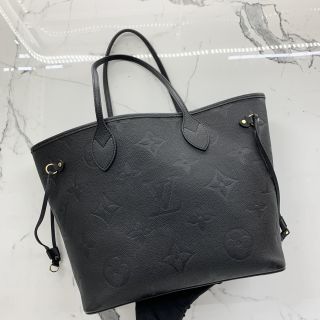 Louis Vuitton MM Neverfull Bag in Empreinte