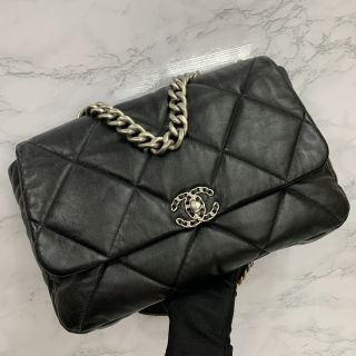 Chanel 19 Maxi Flap