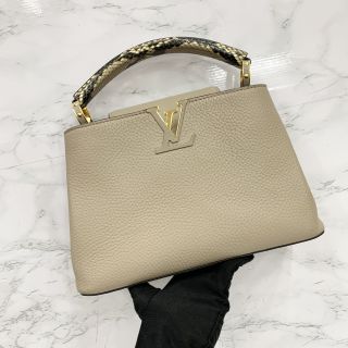 Louis Vuitton Capucines MM