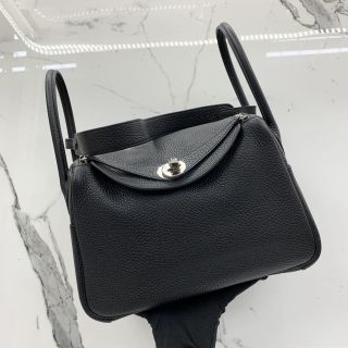 Hermes Lindy 26 in Taurillon Leather, Y Stamp